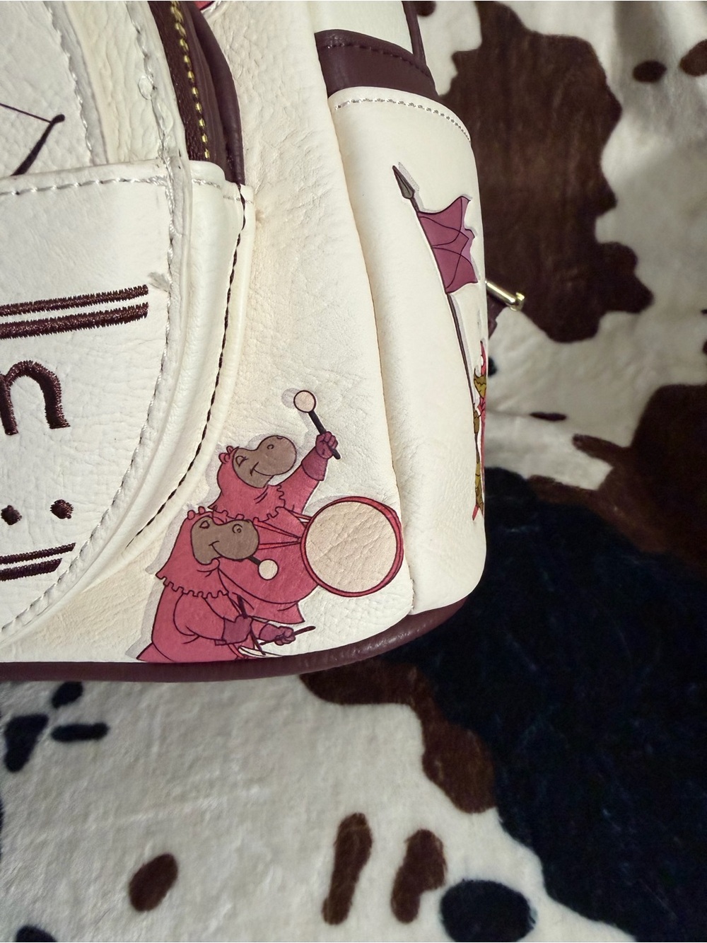 Loungefly Cream & Pink Robin Hood Storybook Mini Backpack - Picture 7 of 7